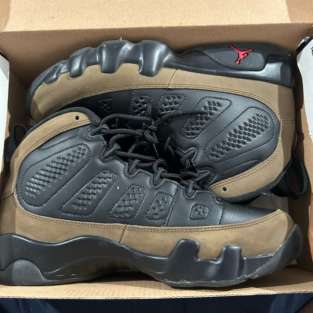 Jordan Retro 9 GS( Boys)